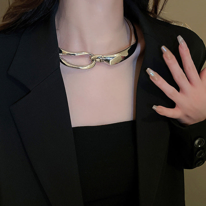 Lisslune | Fluid Charm Necklace