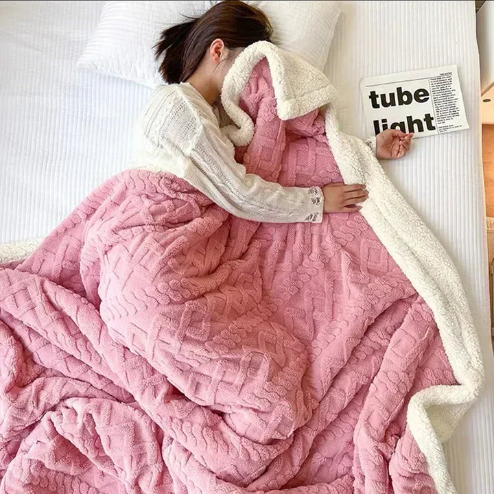 Lisslune | Luxury Winter Blanket of Lambswool and Fleece – WarmWool