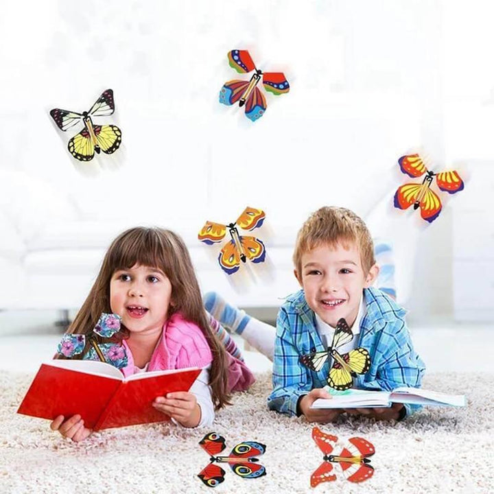 Lisslune | Magical flying butterflies