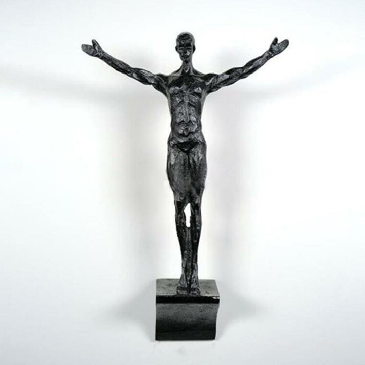Lisslune | Climbing wall hanging statues