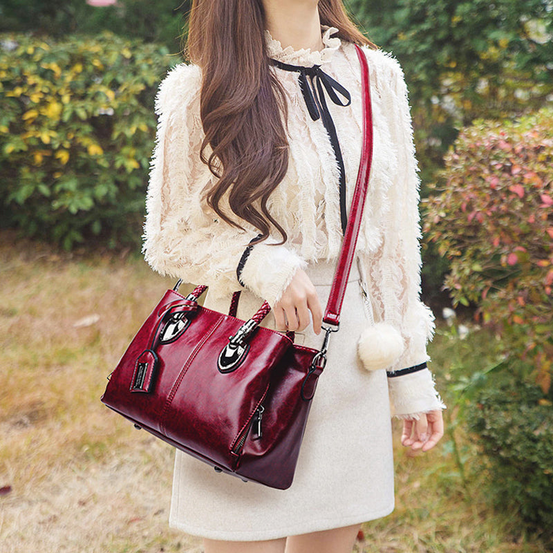 Lisslune | New handbags made of oil wax leather Boston, large tote bag made of soft leather