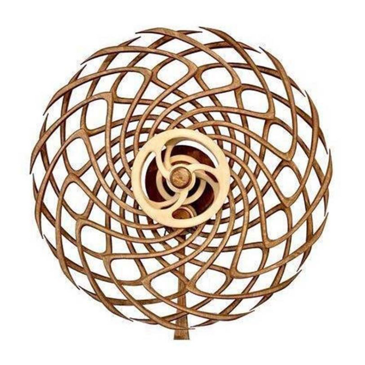 Lisslune | Handmade Kinetic Sculpture
