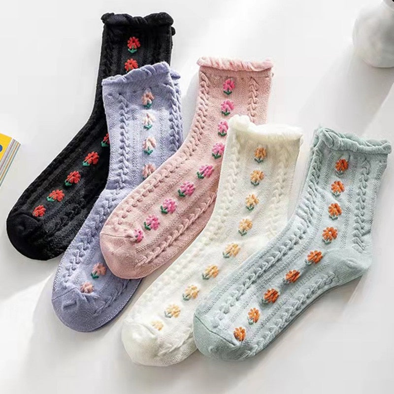 Lisslune | 5 Pair Vintage Flower Embroidery Socks