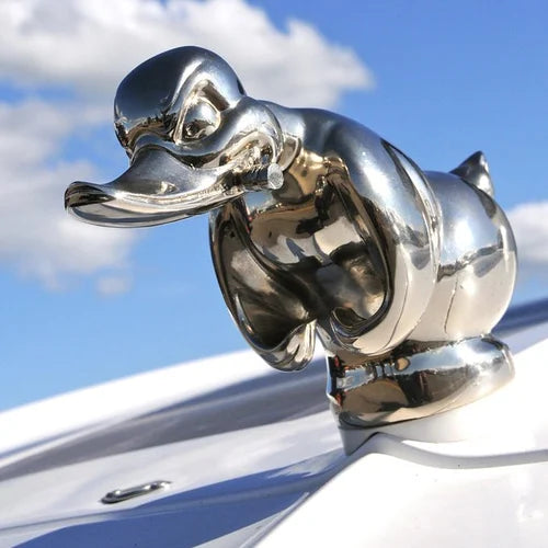 Lisslune | CarMascot - Stylish chrome duck figure