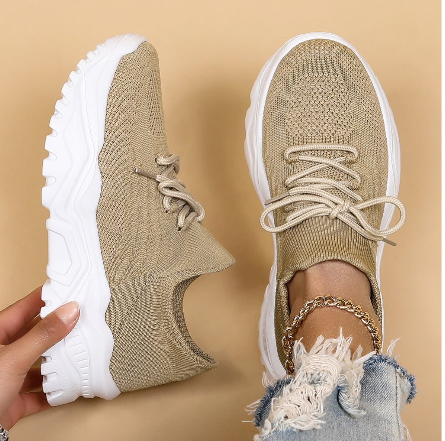 Lisslune | Orthopedic shoes with additional support for the feet