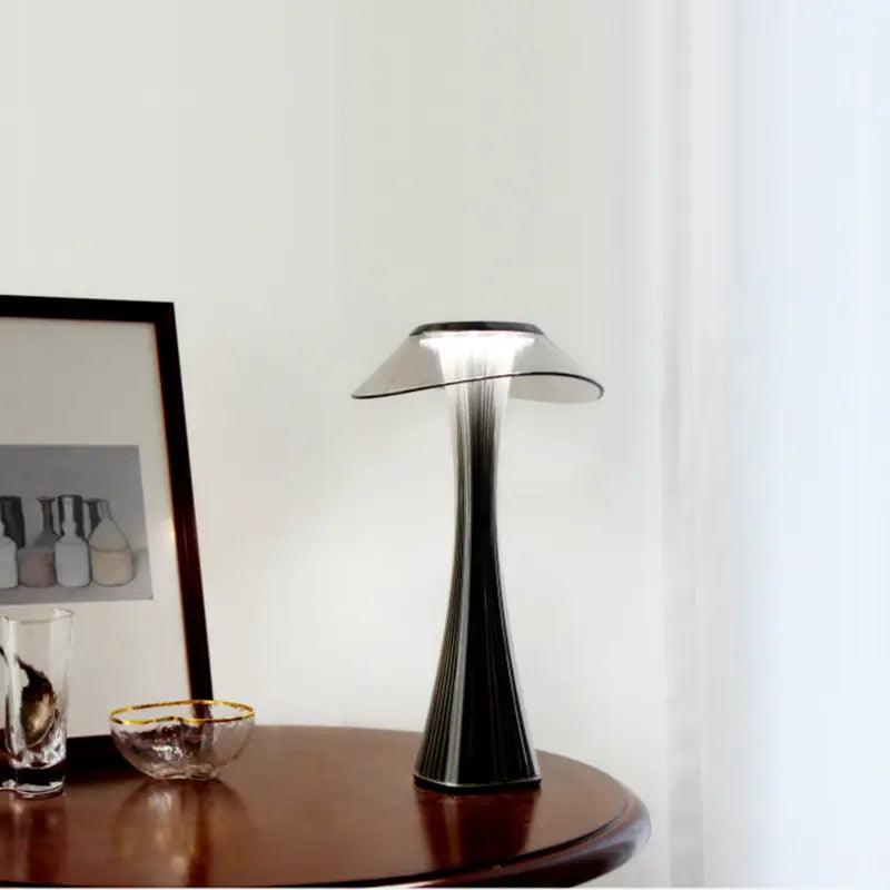 Lisslune | SteelShine - Rustic Table Lamp