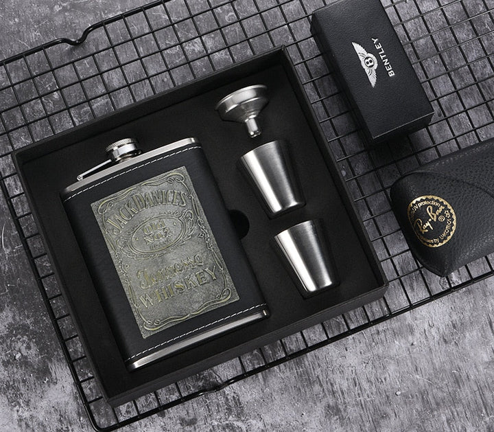 Lisslune | 8oz Whisky Bottle made of Stainless Steel Alcohol Funnel Hip Flask Embroidered Golden Silk Fabric Packaging Gift Box Set