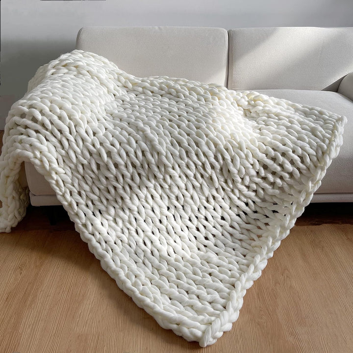 Lisslune | Chunky Knit Handmade Weighted Throw – Ultra-Cozy & Stylish Blanket