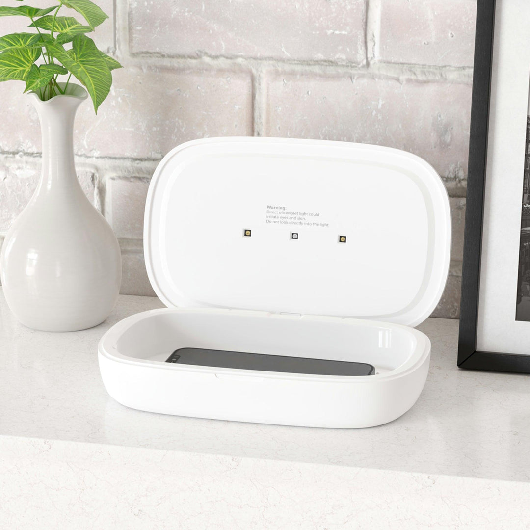 Lisslune | UV-C Sterilizing Wireless Charger with Enhanced Deep Cleaning Function