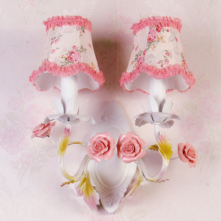Skørter | White 1/2-Head Wall Lamp Romantic Pastoral Fabric Bell Wall Lighting with Rose Decor