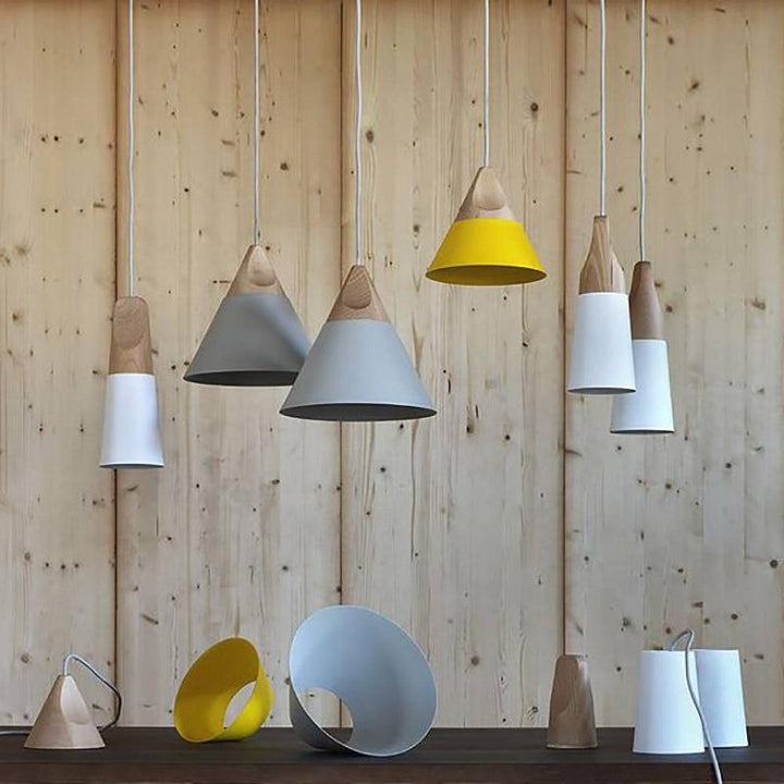 Lisslune | Minimalistic Wooden Pendant Light | NordicLight