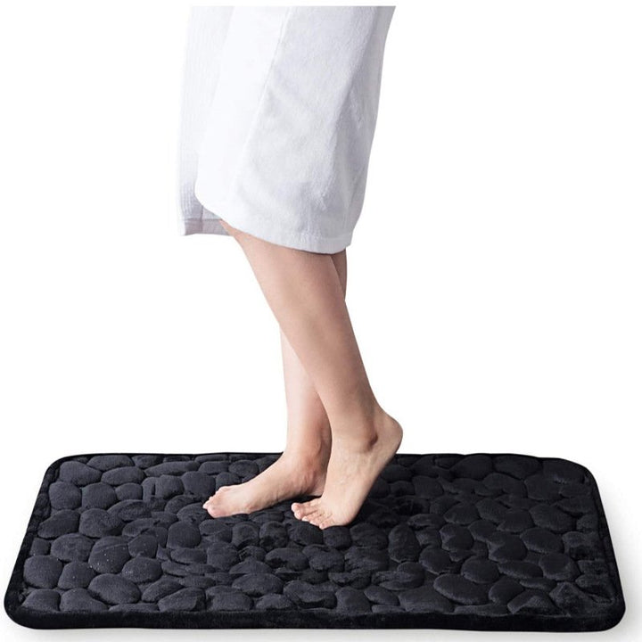 Lisslune | Cobblestone Embossed Bathroom Bath Mat