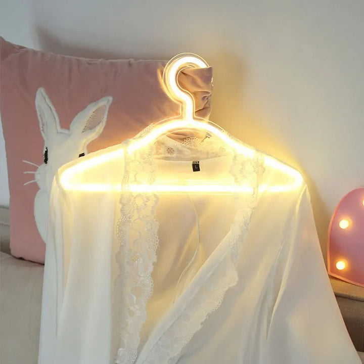 Lisslune | LumaHook – Stylish illuminated hangers for easy wardrobe navigation