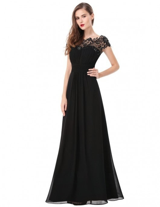 Ladies Elegant Maxi Dress with Lace Top and Flowing Skirt