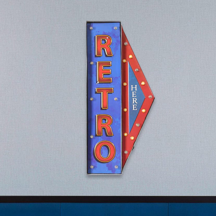 Skørter | Conical Shield Club Wall Mount Lamp Iron Vintage LED Night Light in Blue and Red
