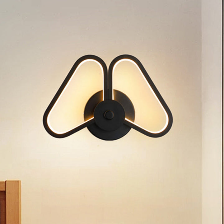 Lisslune | Metallic Double Triangle Scone Light Simplicity White/Black LED Wall Light Idea in White/Warm Light