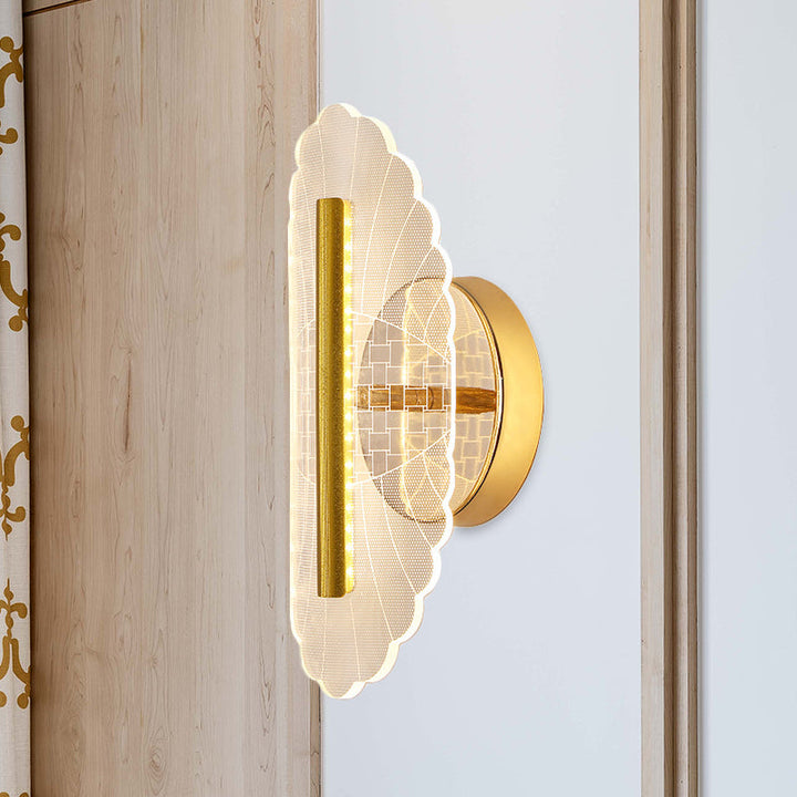Lisslune | Metallic geometric wall lamp minimalist LED golden wall lighting idea in white/warm light for the living room