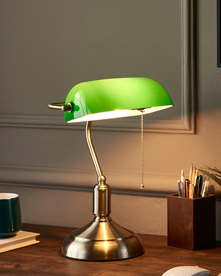 Lisslune | Classic Banker Lamp