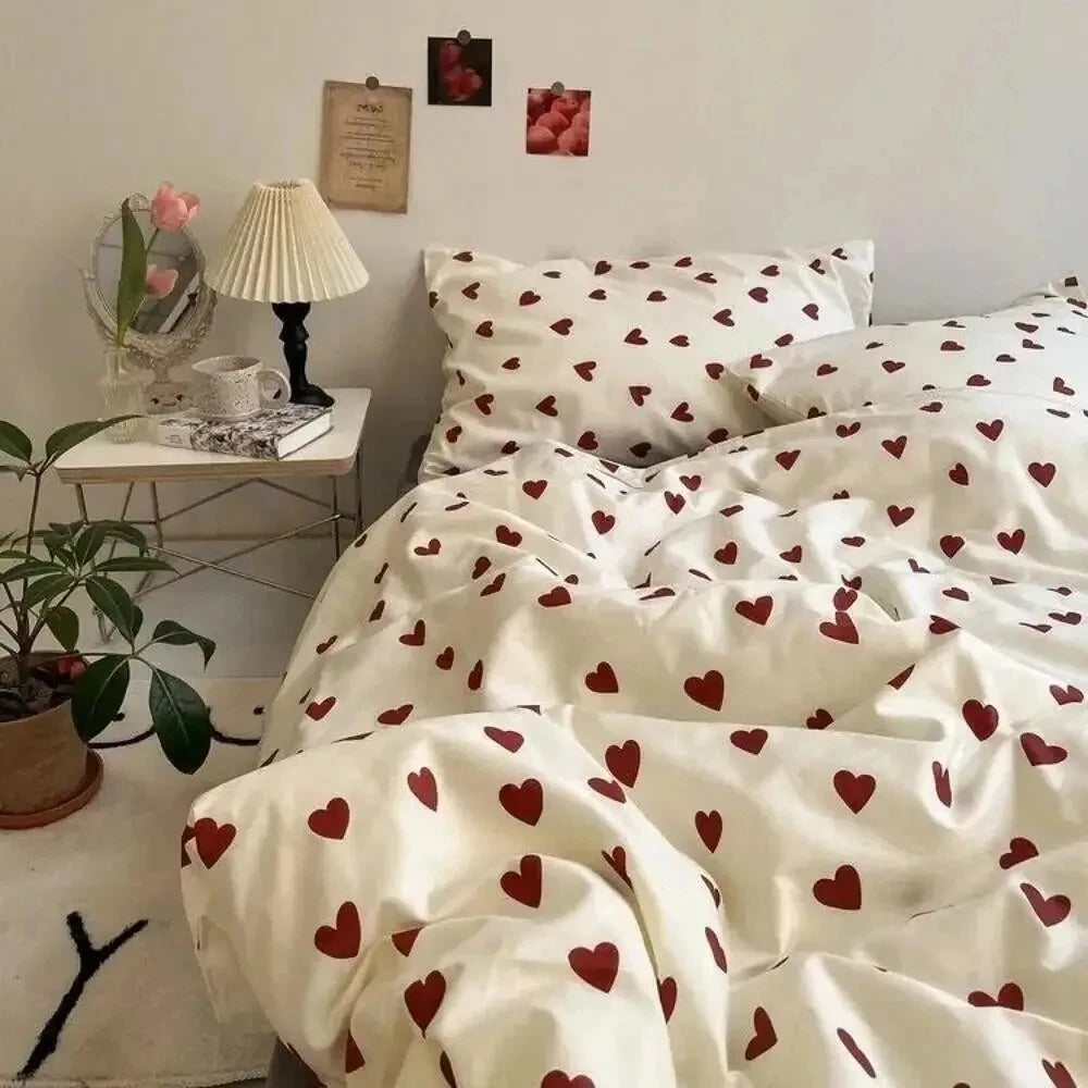 Lisslune | Velvet Heart - Plus heart-inspired duvet cover