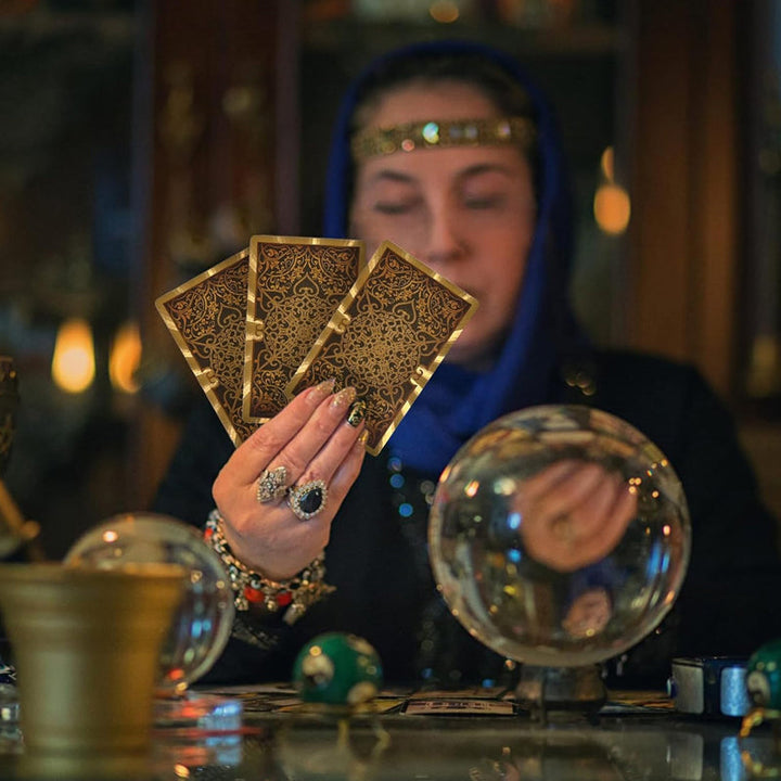Lisslune | Explore the Mystical World of Tarot Gold Foil Tarot