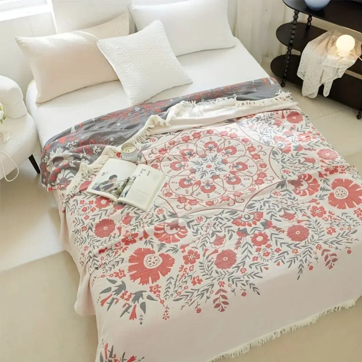 Lisslune | Versailles-Inspired Reversible Floral Blanket