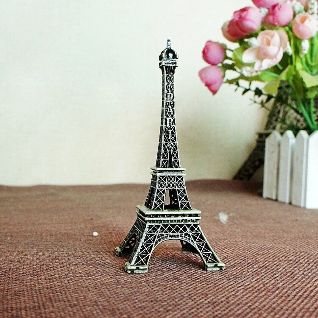 Lisslune | FamousEmpire - Parisian figures made of miniature metal