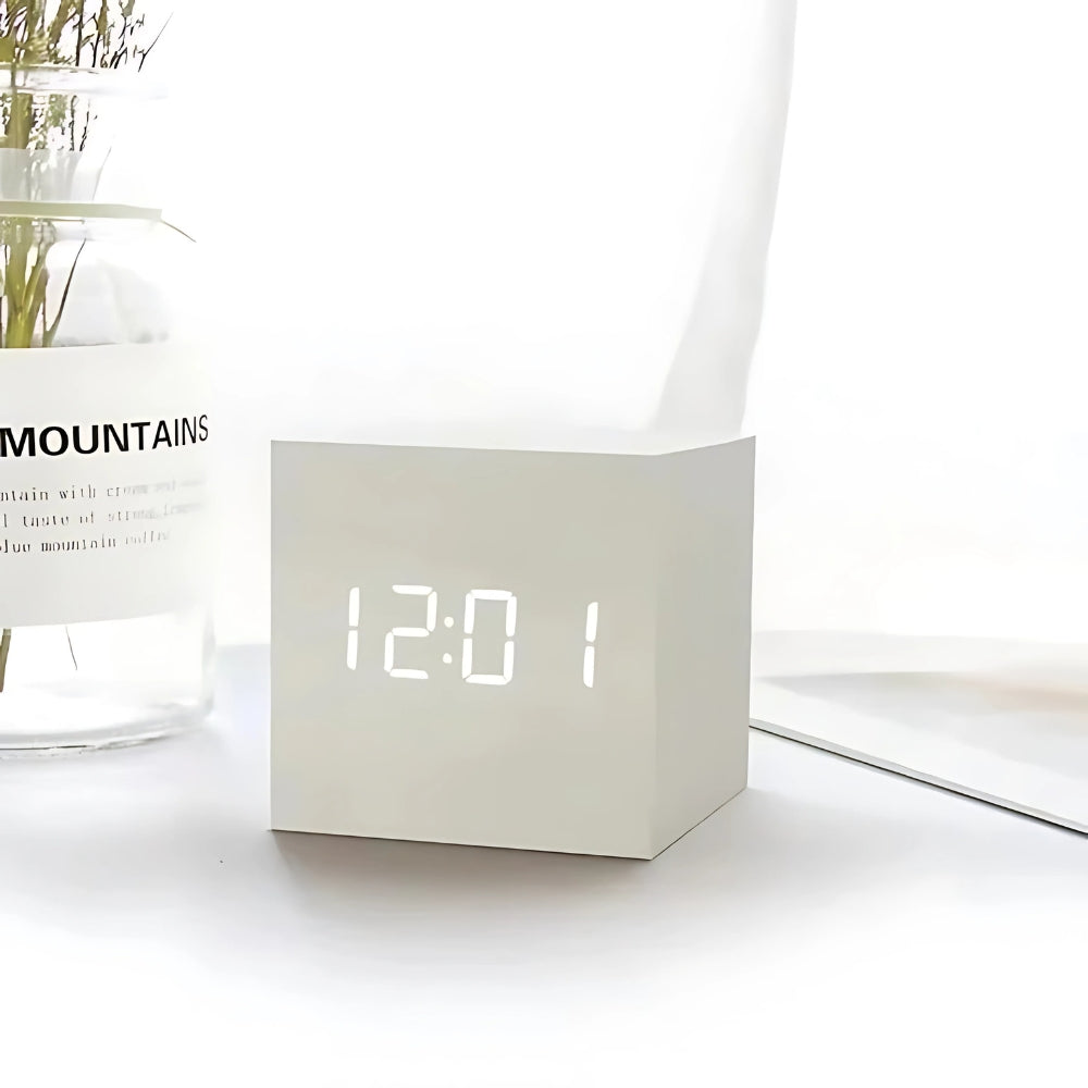 Lisslune | Modern Cube LED Alarm Clock
