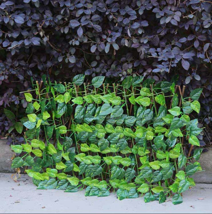 Lisslune | Artificial Ivy Garden Fence Privacy Screen for Balcony