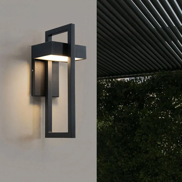 Lisslune | SunGlow modern solar garden lamp