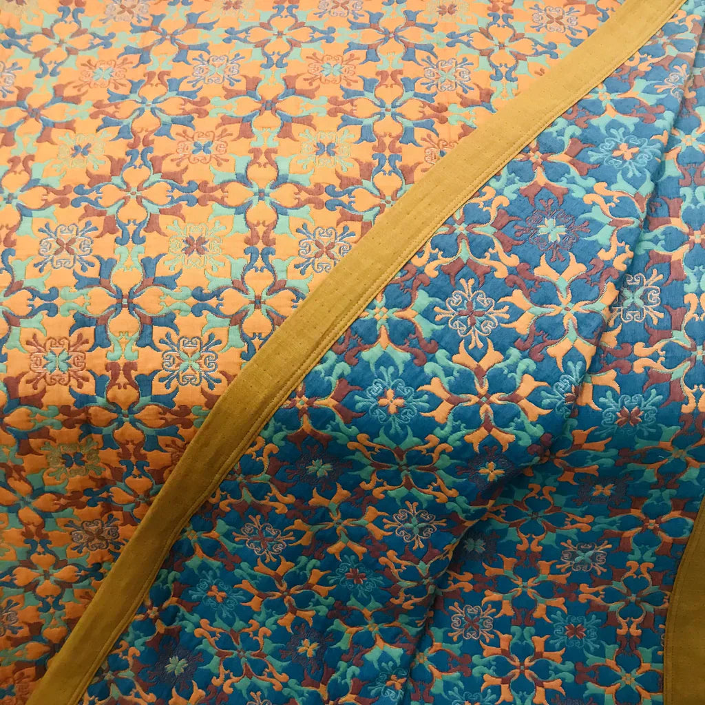 Lisslune | & Blue Pattern Six-layer Cotton Quilt - TerraLoom