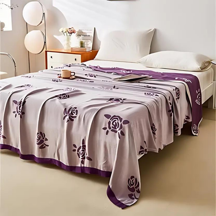 Lisslune | Bamboo Fiber Rose Cooling Blanket