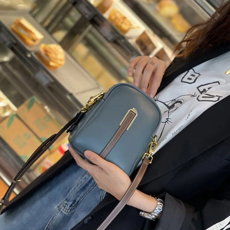 Lisslune | Lightweight Mini Crossbody Bag for the Mobile Phone