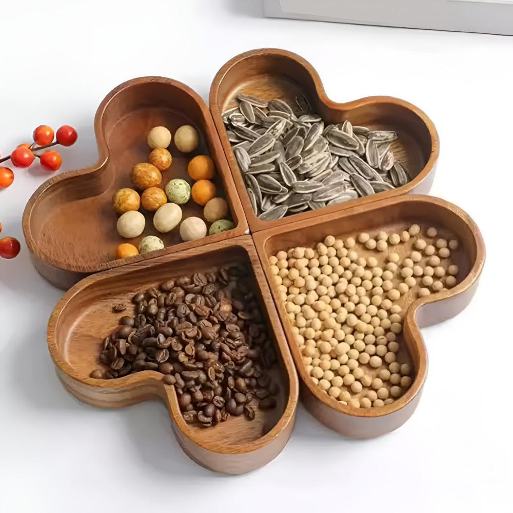 Lisslune | Heart-Shaped Wooden Snack Tray | 4 pcs
