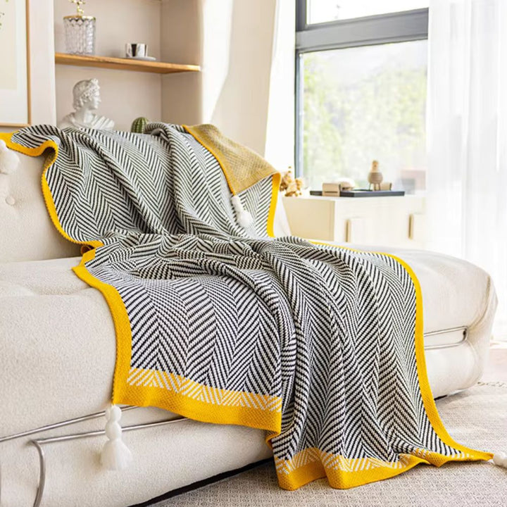 Lisslune | Golden Chevron Luxe Blanket