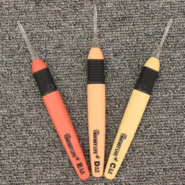 Lisslune | LED Light Crochet Hooks (9 Pieces)
