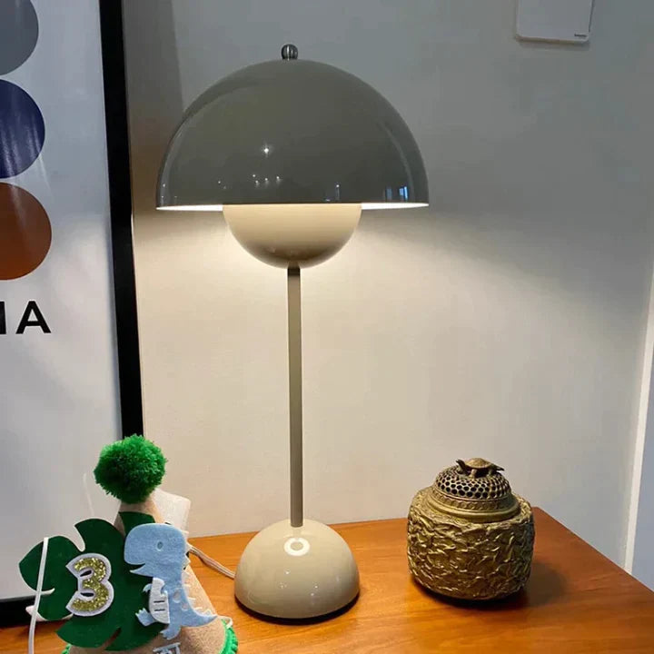 Lisslune | Modern table lamp