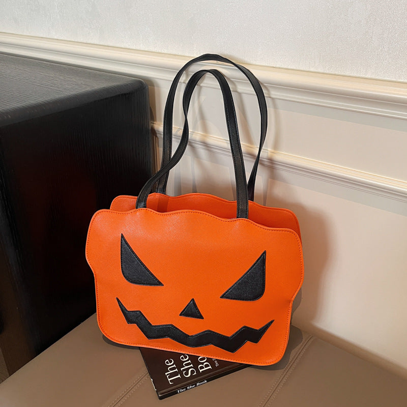 Lisslune | Halloween Messenger Bag – Shoulder bag in Black and Orange Spooky Style