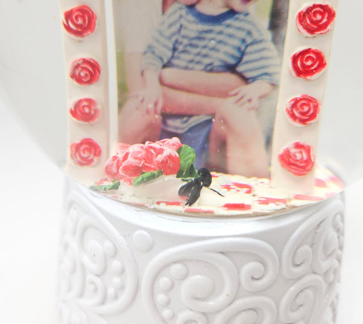 Lisslune | Aurora personal snow globe - Unique gift idea with photo insert