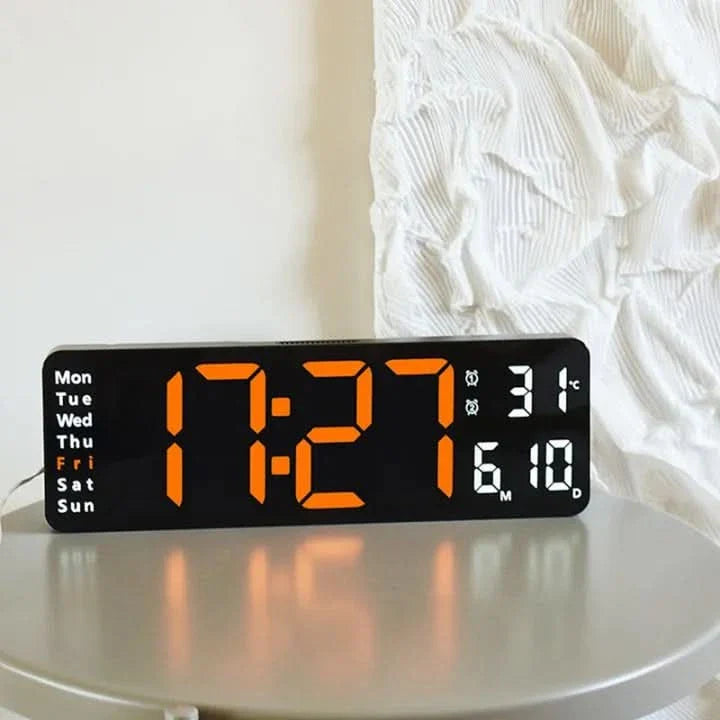 Lisslune | ARIS - Digital watch with night light Features