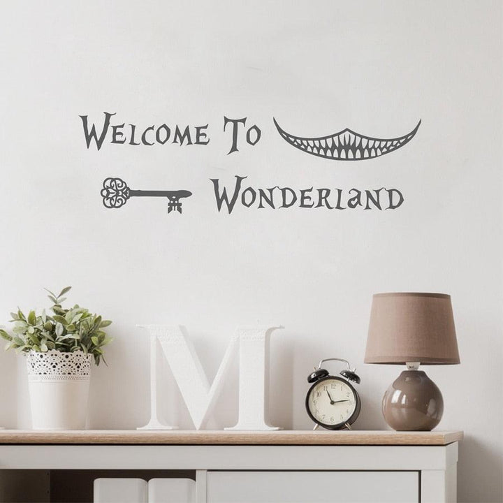 Lisslune | Enchanting Alice in Wonderland Wall Decoration for Stylish Home Renovation