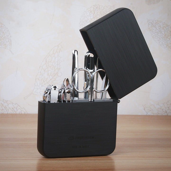 Lisslune | 7-Piece Manicure Kit, with 2 Nail Clippers, Beauty Scissors, Nail File, Ear Pick, for Fingernails & Toenails