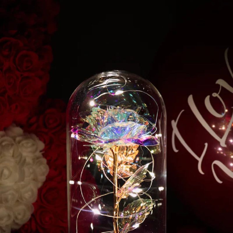 Lisslune | Sparkling rose ornaments enchant romantically