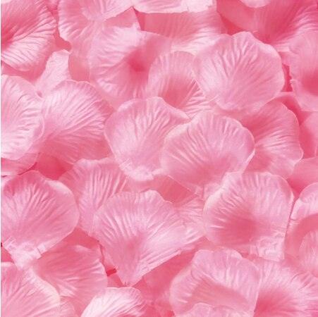 Lisslune | Romantic Elegance Silk Rose Petals Collection: 1000 Luxurious Red Petals for Memorable Celebrations