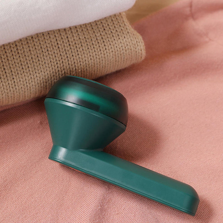 Lisslune | GleamGlide - Powerful lint removal for perfectly polished clothing