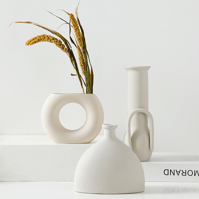 Rynx Minimalistic Abstract Ceramic Vase