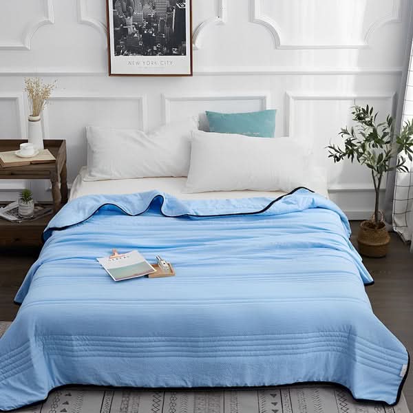Lisslune | Cooling Summer Blanket – Breathable Temperature-Regulating