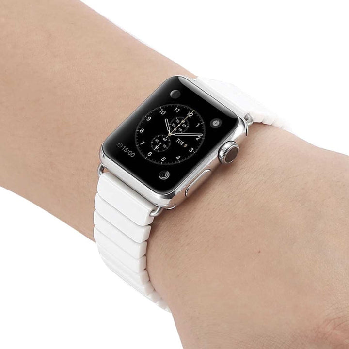 Lisslune | For Apple Watch Ultra 49mm & Watch Ultra 2 49mm / Series 10 46mm / 9 & 8 & 7 45mm / SE 3 & SE 2 & 6 & SE & 5 & 4 44mm / 3 & 2 & 1 42mm Delicate Ceramic Bracelet (White)
