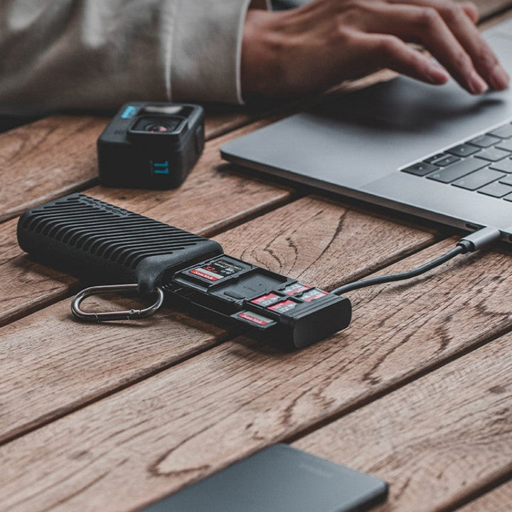 Lisslune | High-Speed SD/TF Memory Card Storage And Reader Box
