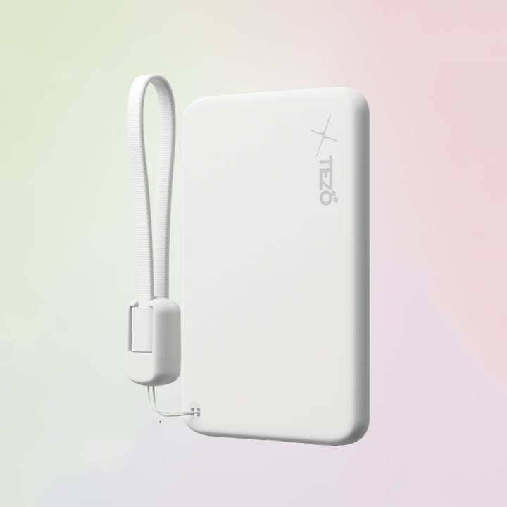 Lisslune | Ultra-Thin Colorful Magnetic Charging Power Bank With Built-In Lanyard