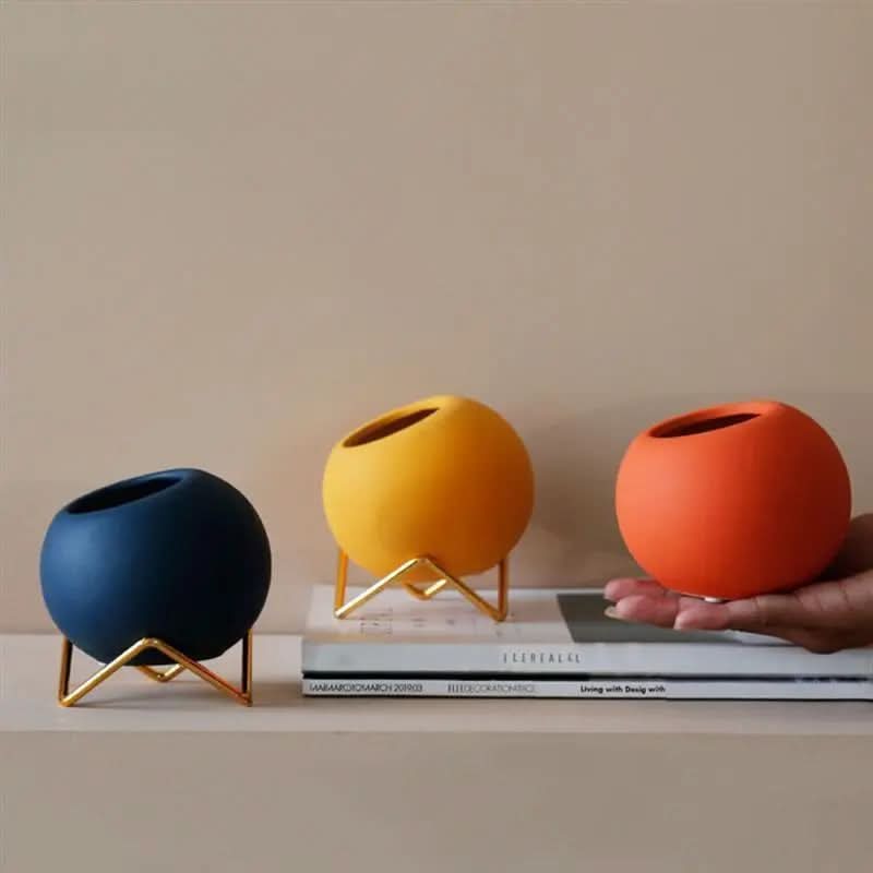 Lisslune | Modern Ceramic Plant Pot with Metal Stand in Vibrant Colors